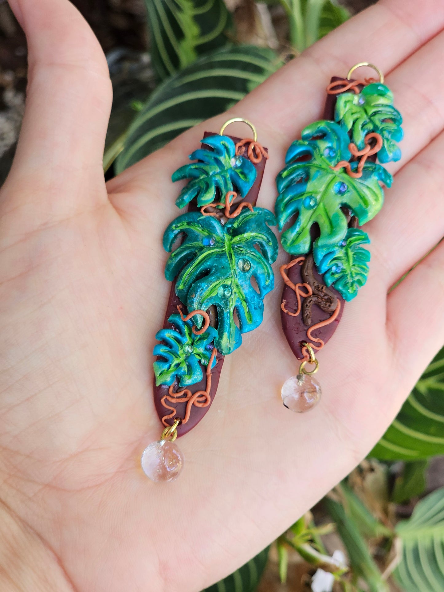 Monstera Dangles