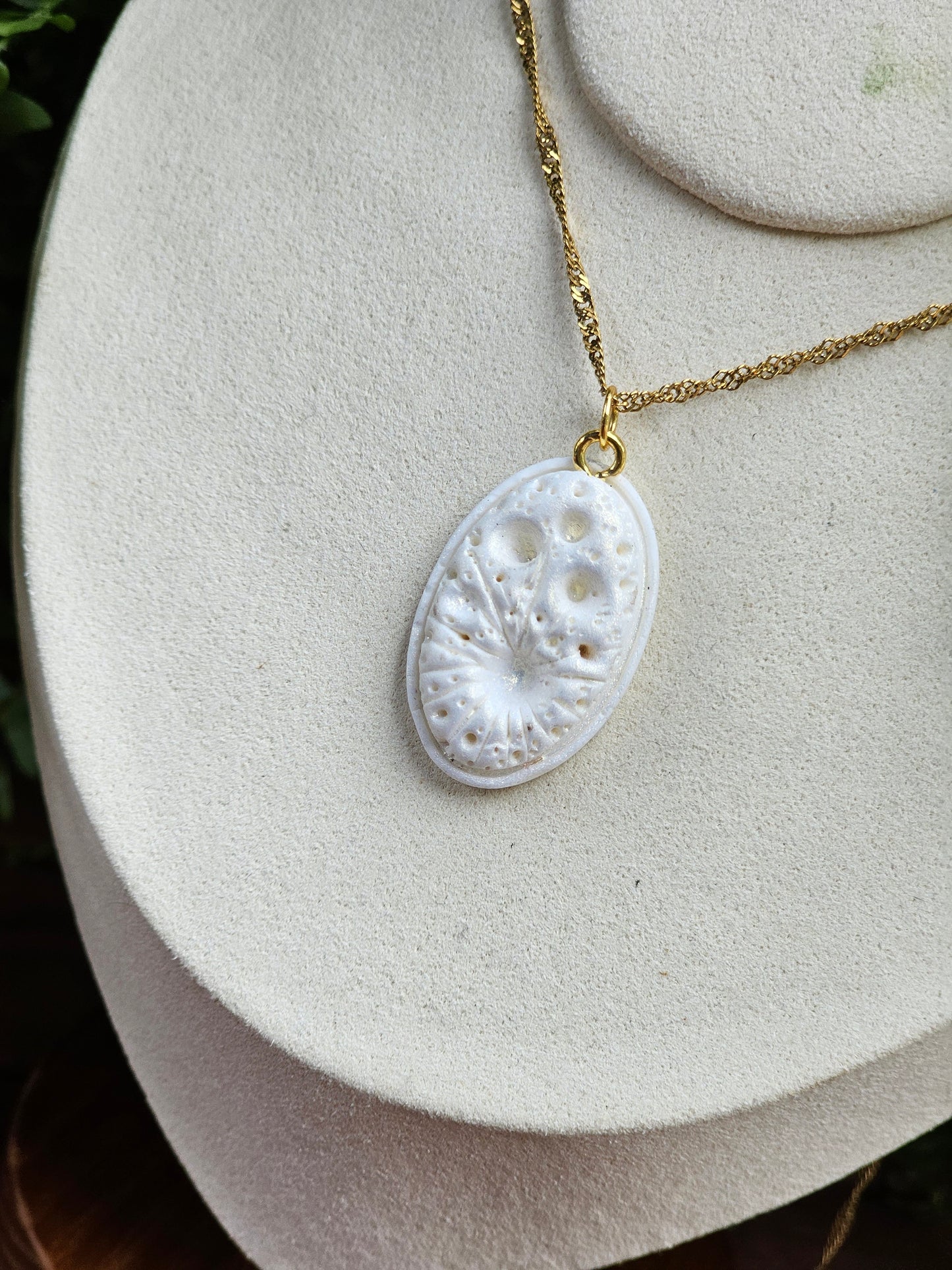 Luna Necklace