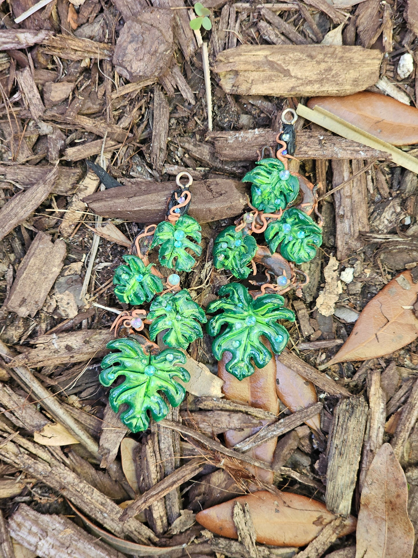 Monstera Dangles