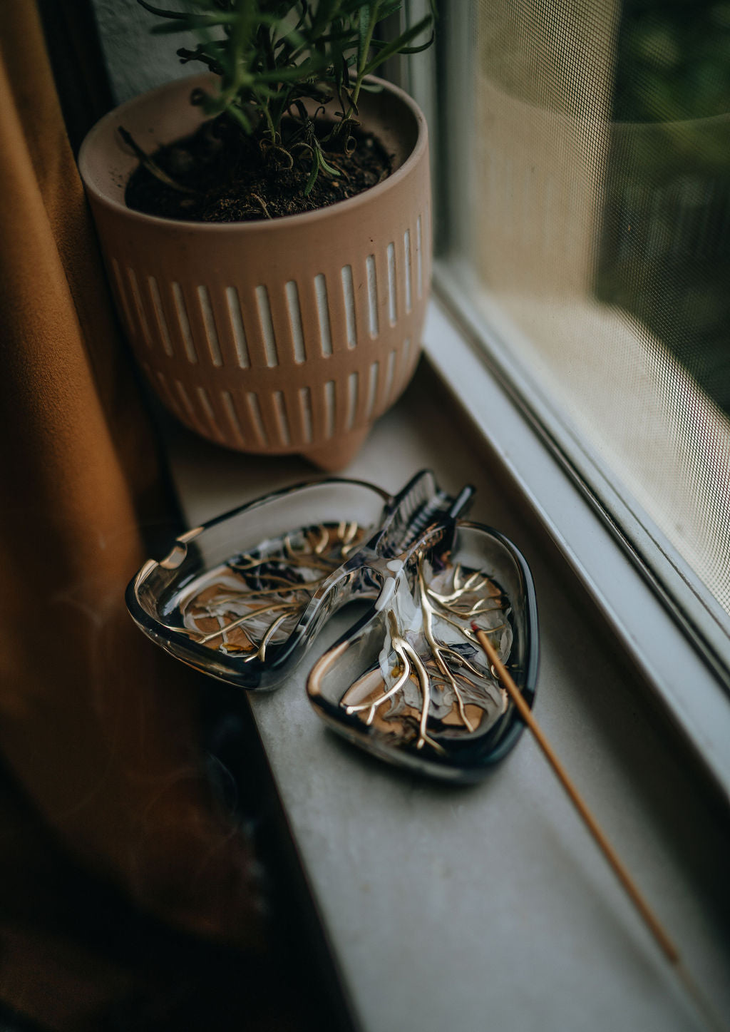 Smoky Ashtray