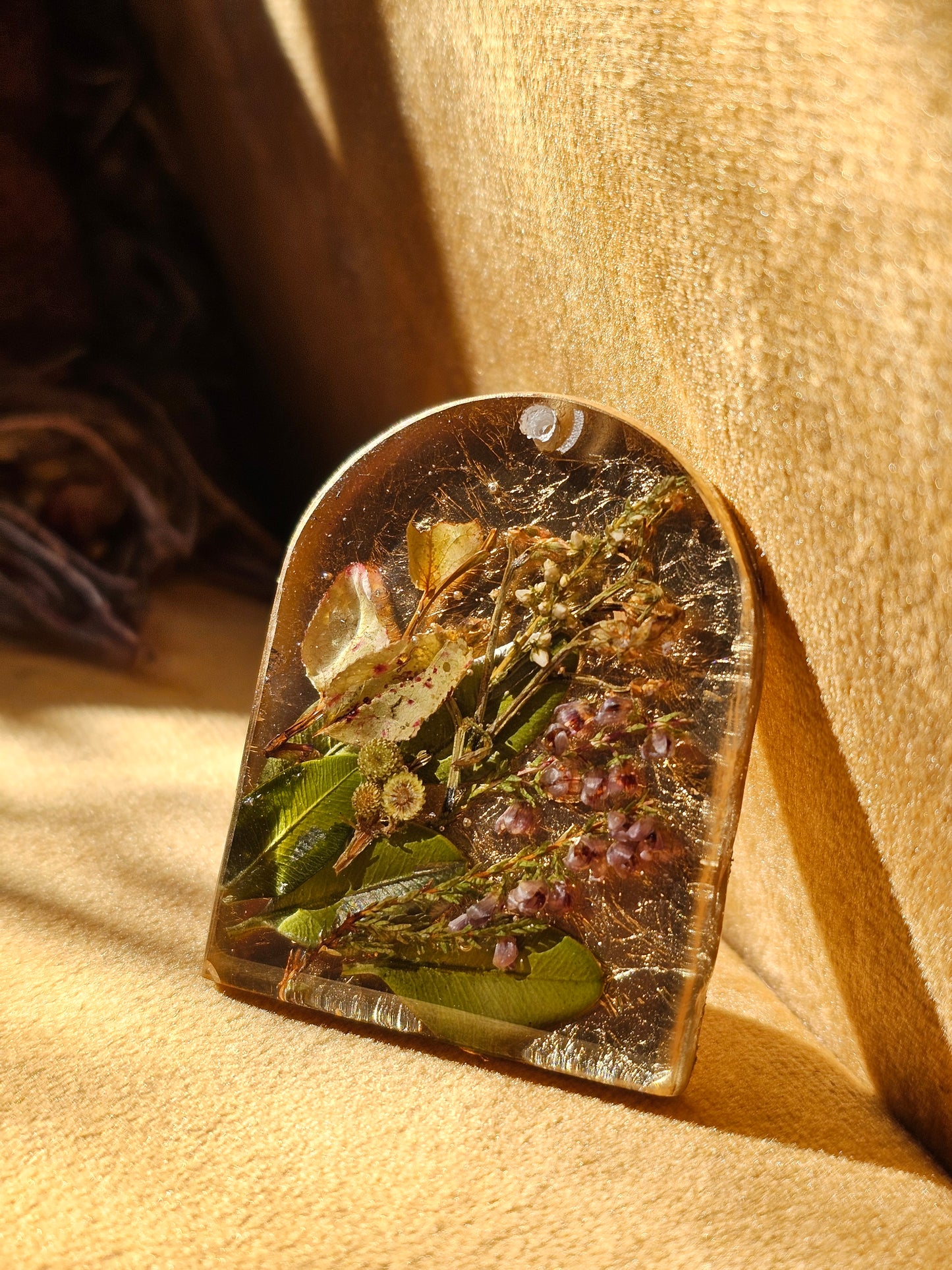 Forest heather clip