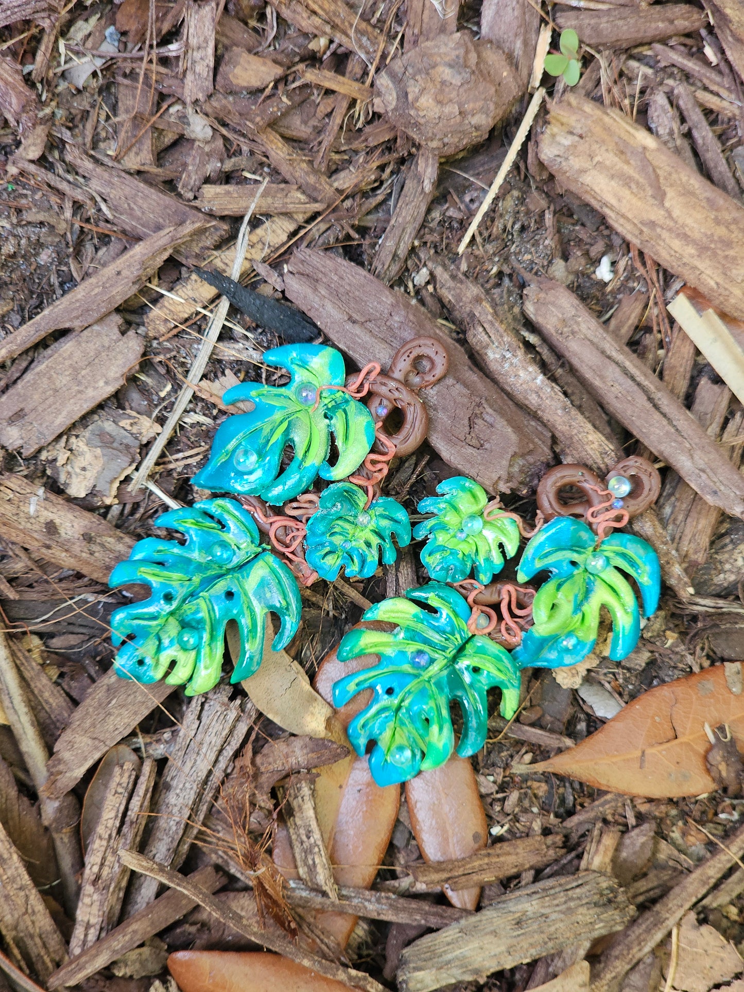 Monstera Dangles