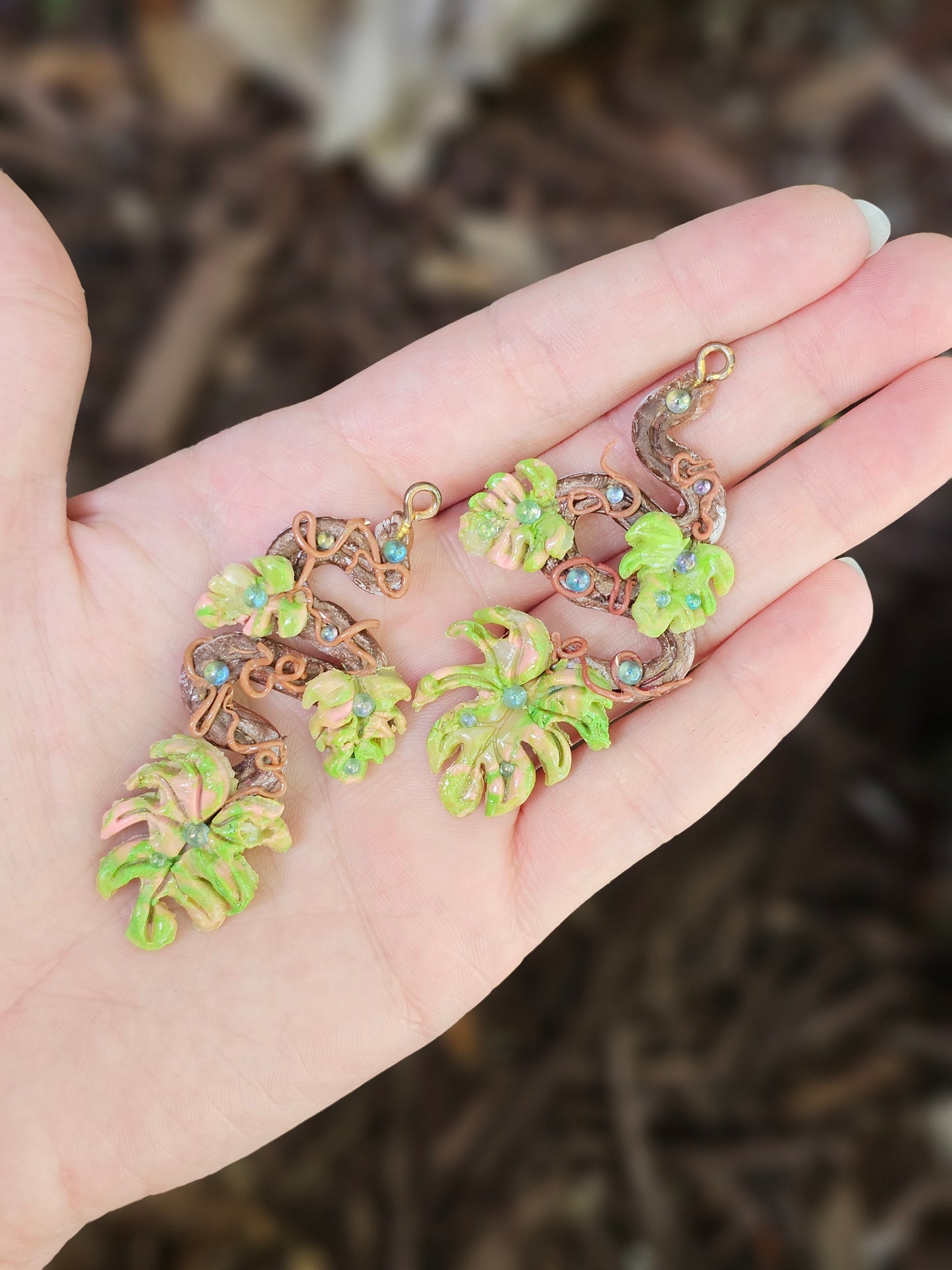 Monstera Dangles