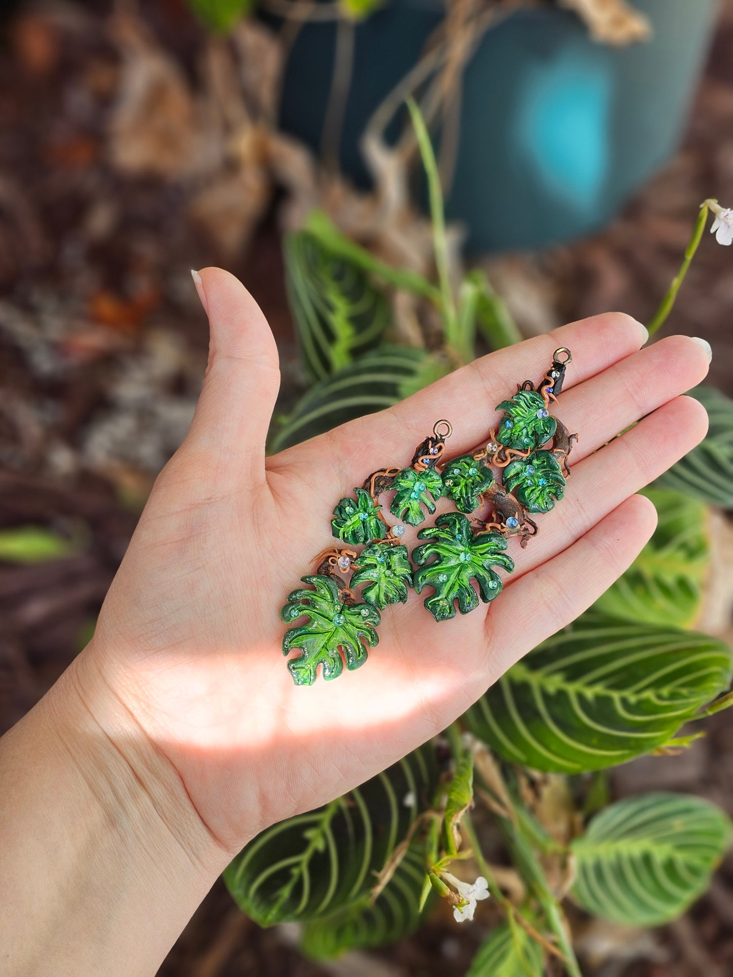 Monstera Dangles