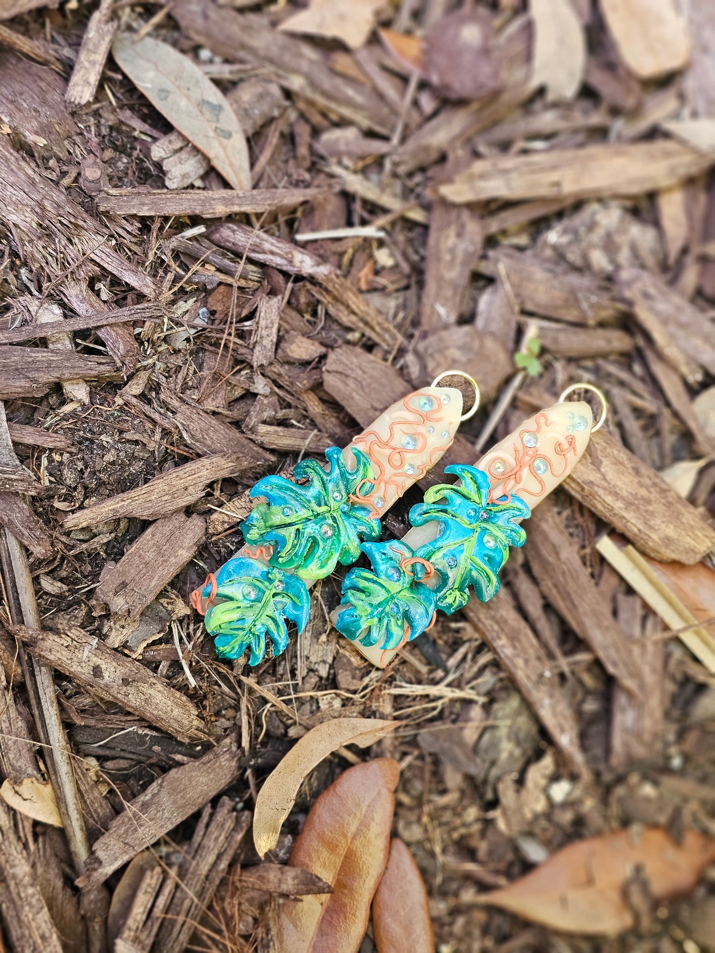 Monstera Dangles