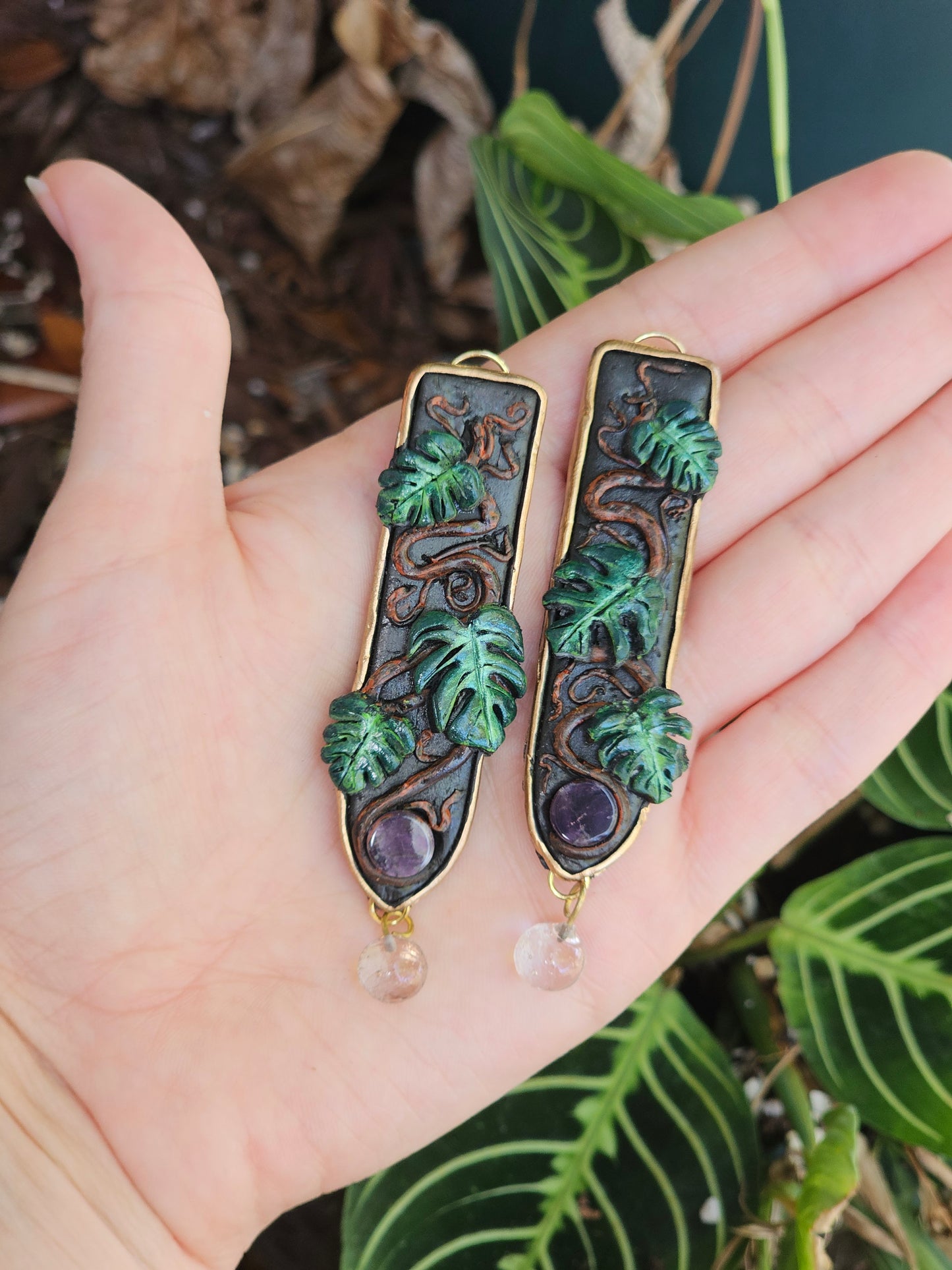Monstera Dangles