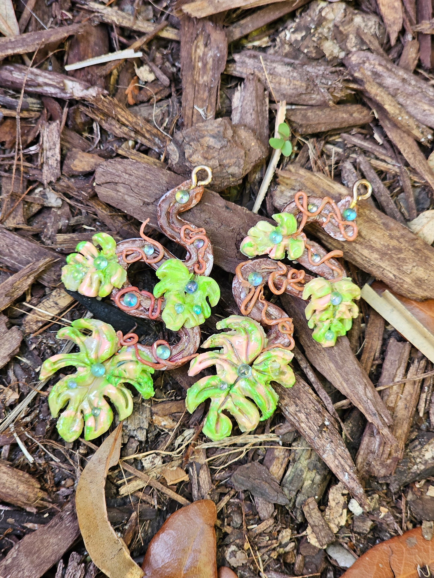 Monstera Dangles