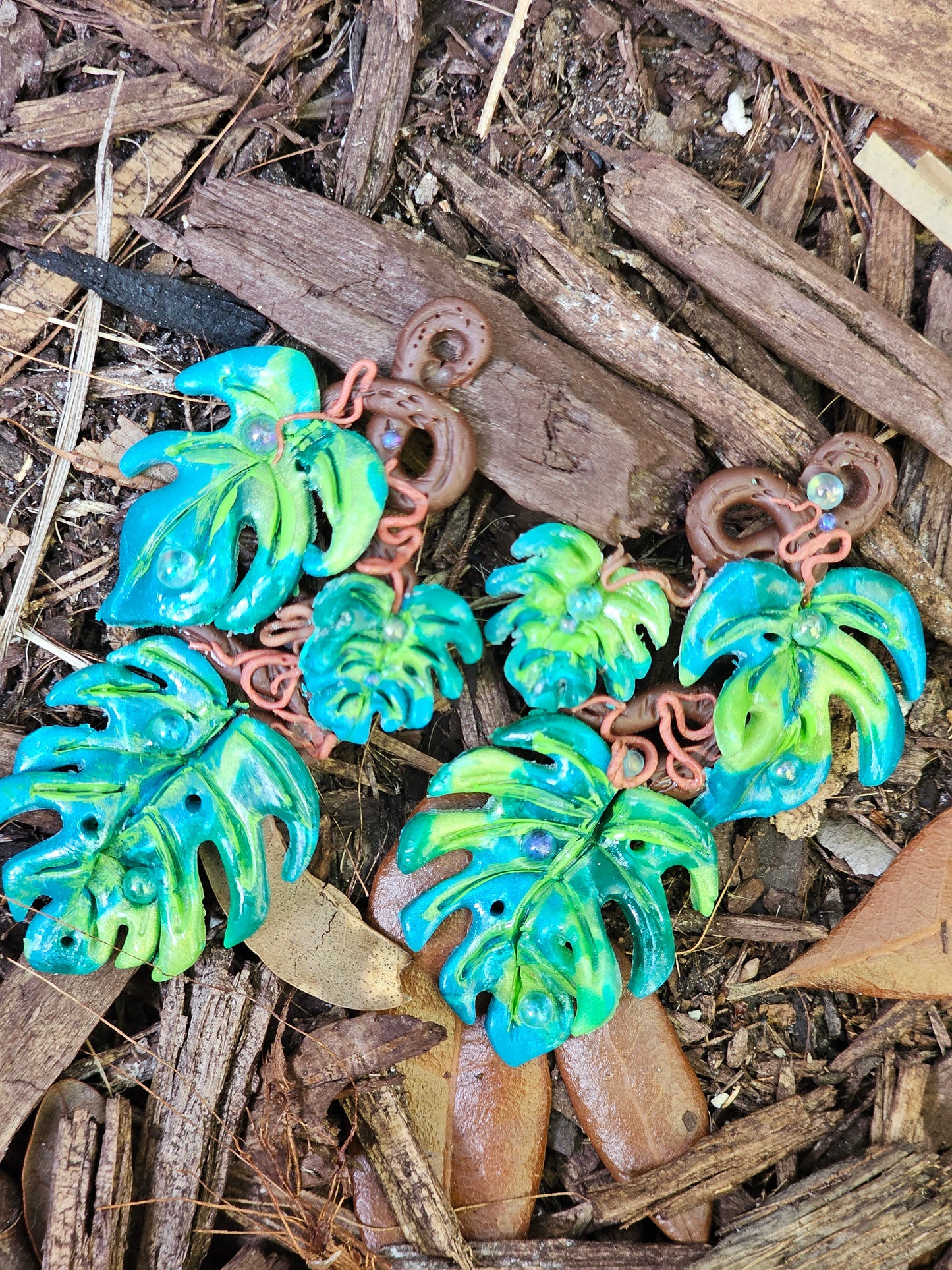Monstera Dangles